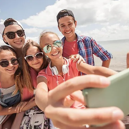 De La Clape Village - Maeva Campsite 5*